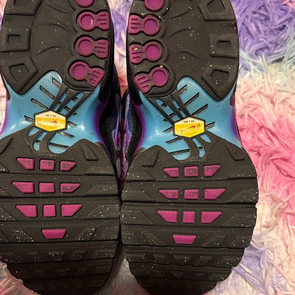 Nike Kids Sneakers - Black and Purple - Picture 6 of 8